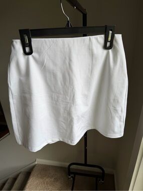 GAPFit White Athletic Skort
